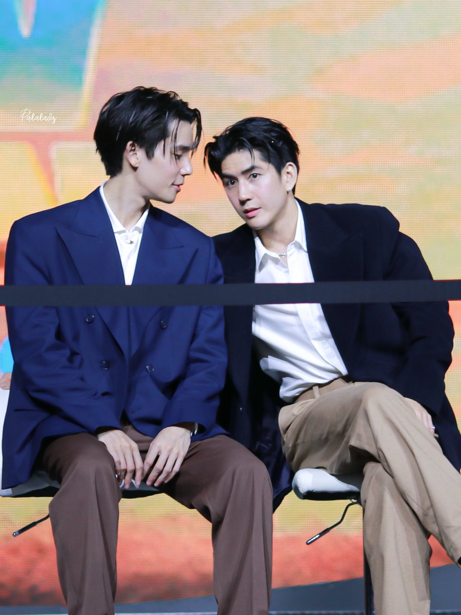 Palaladz's tweet photo. เหนื่อยกันมั้ยคั้บ 🥺 🫠 

૮꒰˵ #jimmyyjp #sea_tawinan #จิมมี่ซี ˵꒱ა 
#LastTwilightOnStage https://t.co/YtX3MpjWUg