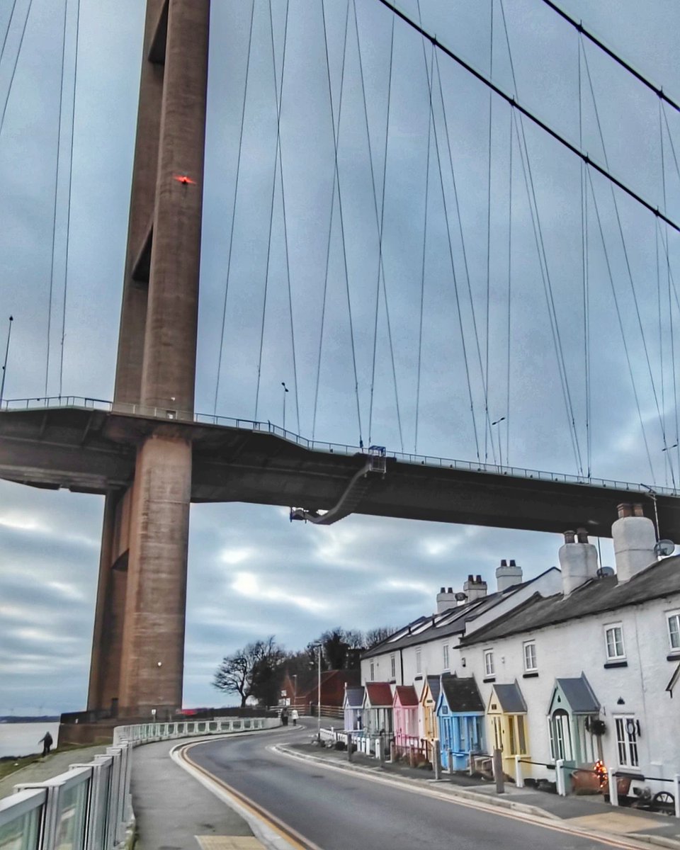 The row of Cottages underneath the Humber Bridge on Hessle Foreshore. #hull #yorkshire #travel #architecture #humberbridge