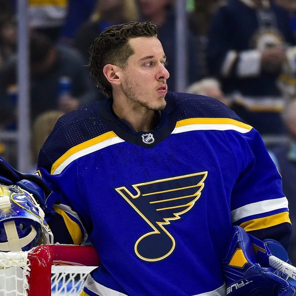 STLSprtsCntrl's tweet photo. Happy St. Louis sports equinox 🙌

🏈 Battlehawks @ Panthers 3 PM
🏒 #STLBlues vs. Sharks 7 PM
⚾️ #STLCards @ Dodgers 8:10 PM
⚽️ CITY SC @ Salt Lake 8:30 PM

Eat all of the toasted ravioli https://t.co/OIpD2tBJfU