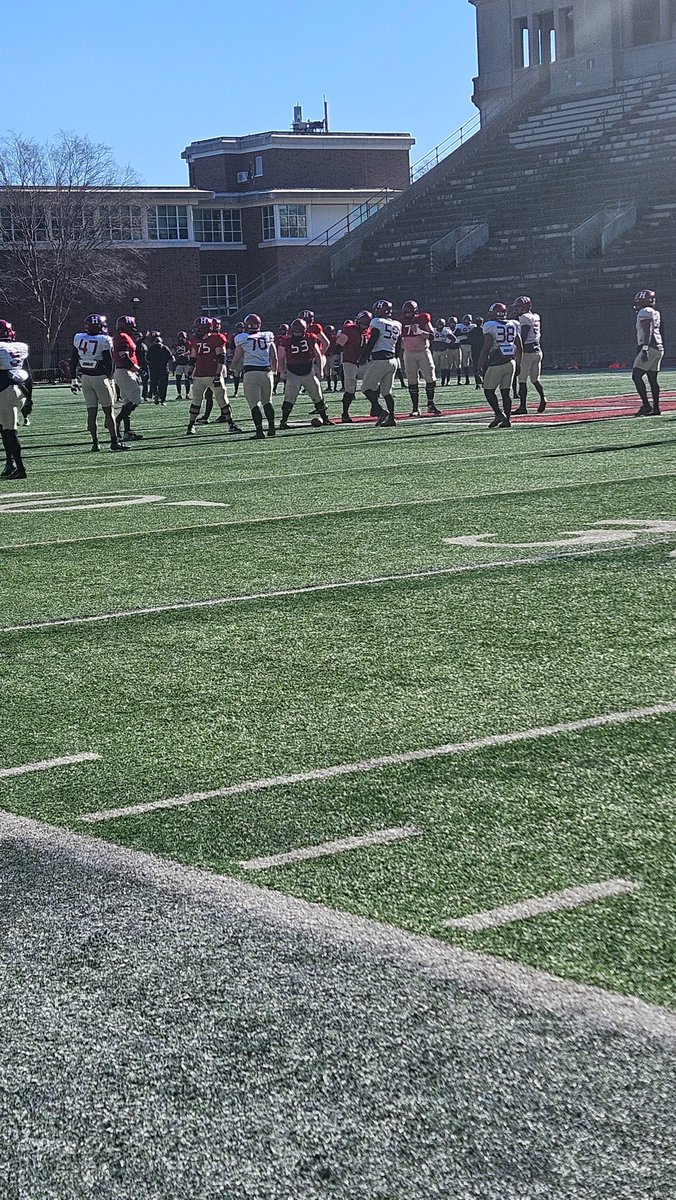 Some Spring ball at Havard @Coacholson2 @MHSCoachO @Andrewriivera @jackbuck30 @jason_stokes7 @Farrell6kjf @ryanb_17