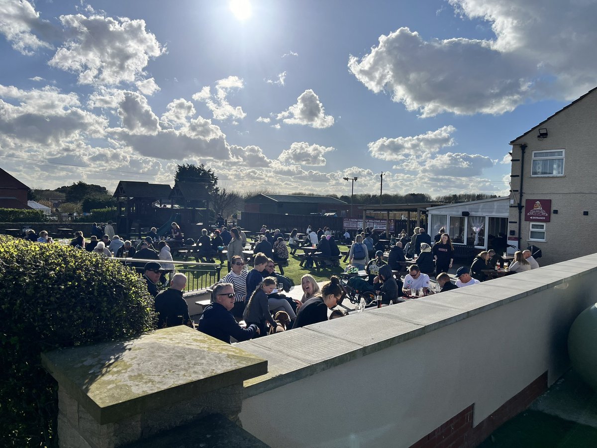 Sun’s out at last!! 🍻 🍦