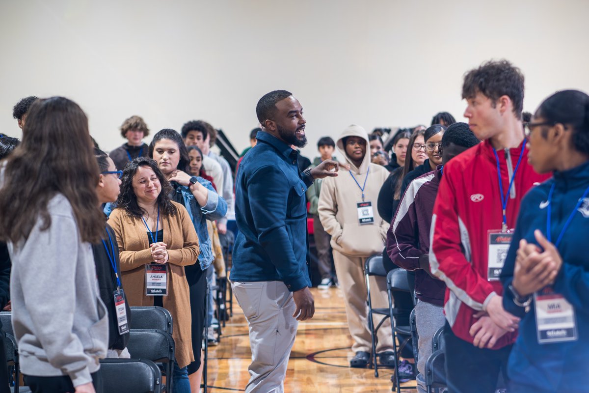 The St. Luke’s SportsPlex hosted an AthLife Foundation student athlete leadership day on March 27. Thank you to all the students, educators and coaches in this program. St. Luke’s is proud to support you. athlifefoundation.org #StLukesProud #StLukesSportsMedicine