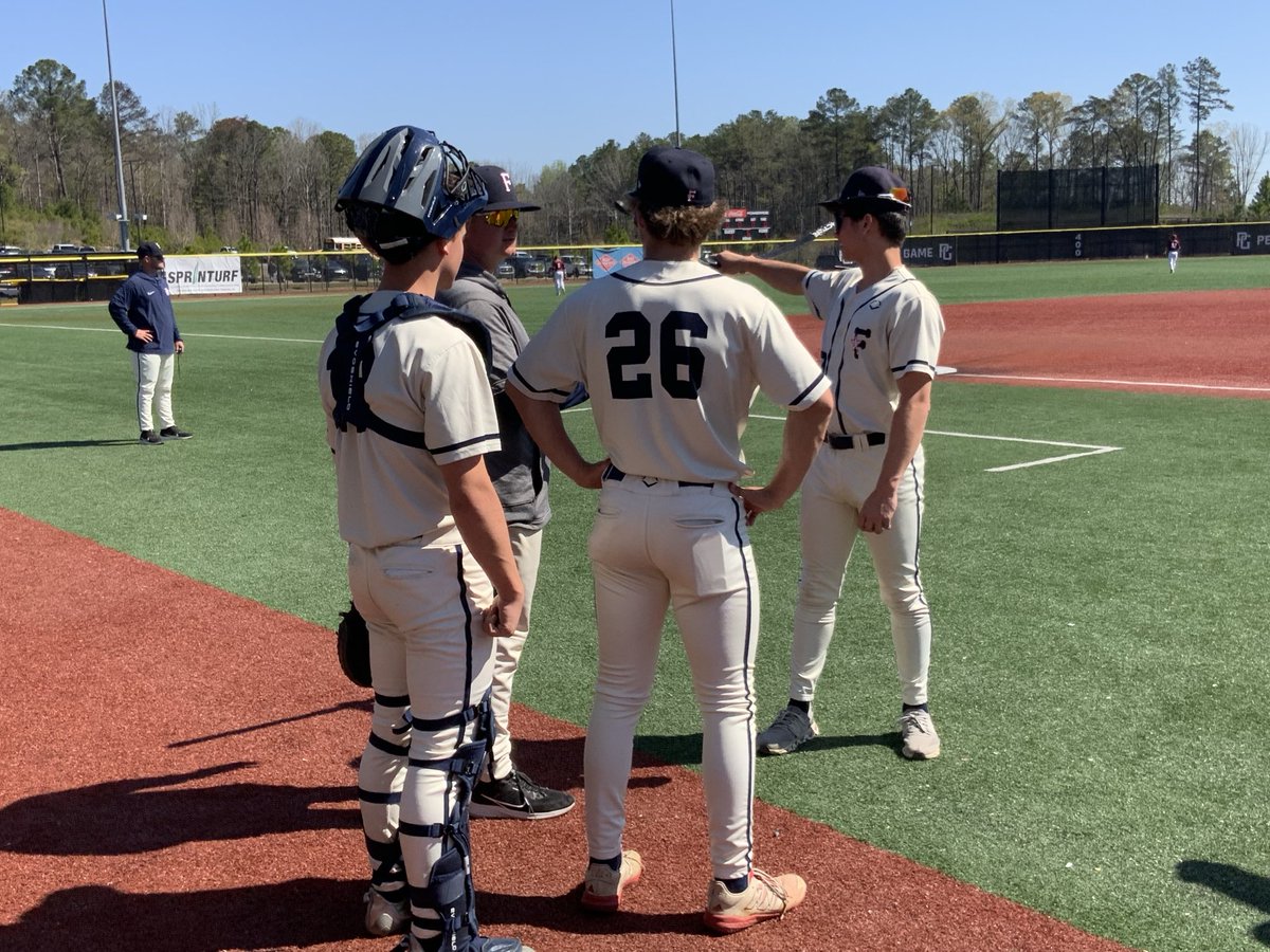 coachtatefhs20's tweet image. Final Score ⚾️⚓️
FARRAGUT 7  HARTSELLE (AL) 3
Ads now 13-4, 9 Game Winning Streak after beating the #1 ranked Class 6A team in Alabama!  Farragut goes 4-0 at Hoover!
Winning Pitcher: CONNELL DRIVER
Save: AIDAN FLAGG
Homerun: MICHAEL DELPH
⁦@5StarPreps⁩ ⁦@prepxtra⁩