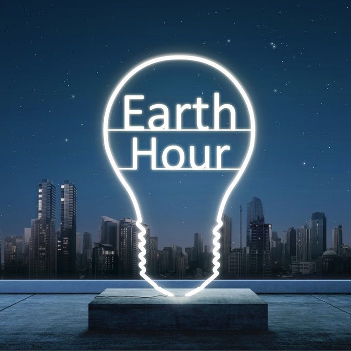 Turn off your lights and light a candle to take part in Earth hour! Support our Earth tonight from 8:30pm to 9:30pm by turning off the lights wherever you are. @langleyschools @sd35careered @sd35aviation #mysd35community #think35 #Earthhour