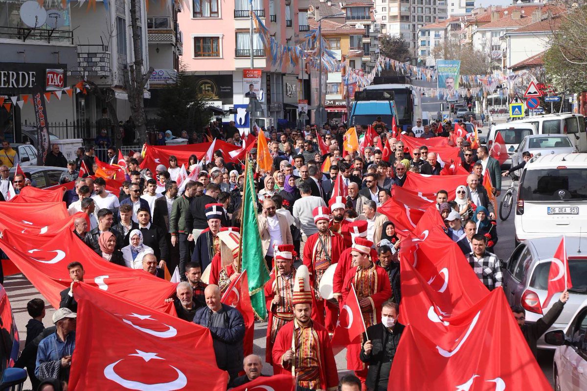 Pursaklar'dayız🙋🏻‍♂️

Hemşehrilerimizle birlikte burada da yoğun bir katılımla sevgi yürüyüşümüzü gerçekleştirdik.

31 Mart heyecanımızla, yeni zaferimize hazırız, kararlıyız!

<a href="/turgutaltinok06/">Turgut Altınok 🇹🇷</a> <a href="/Ertugrulcetin06/">Ertuğrul ÇETİN🇹🇷</a>