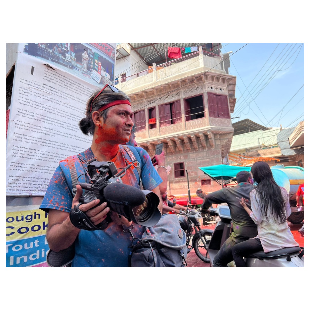 Hey folks! Here’s a shoutout to our enthusiastic team, in capturing the Festival of colors with all the bling.
Say hello to Amal Singh, the cinematographer, and Ankur Rai, the sound and camera assistant!
#thespicegirlsofrajasthan #indianspices #holifestival