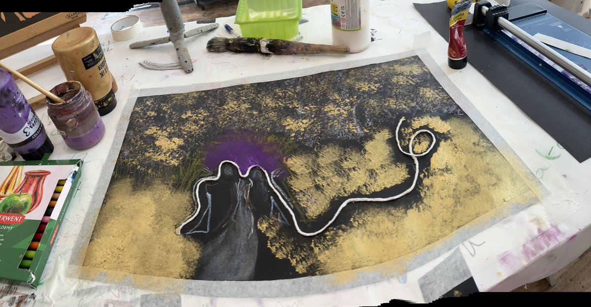 gracecurrie11's tweet image. New artwork; about a loving embrace. 

#magicartist #ACEfunded #portrait