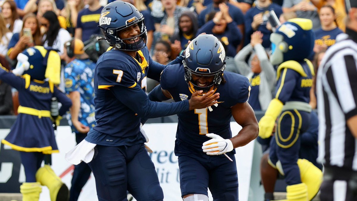 Blessed🙏🏽 And Honored To Receive My 30th Offer From The University Of Toledo🚀 #AGTG✝️ @adamgorney @ChadSimmons_ @SWiltfong247 @Andrew_Ivins @JohnGarcia_Jr @CoachFlemWR @CoachCandle @ToledoQBs @RecruitSAHS @JeremyO_Johnson @TomLoy247 @MohrRecruiting @BrianDohn247 @CoachSilvoy