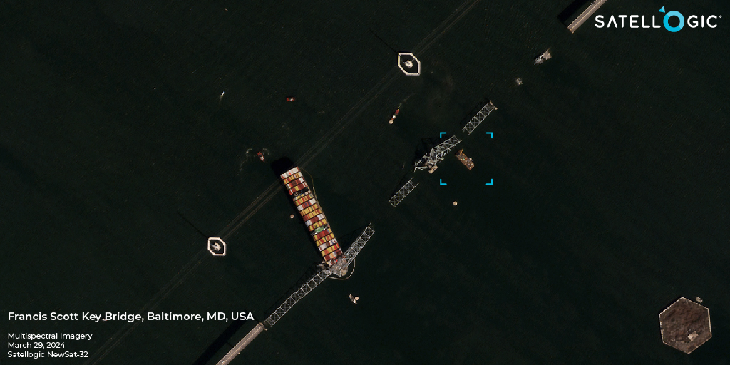 The largest crane on the US eastern seaboard has arrived at #Baltimore to start removing the wreckage of the collapsed highway bridge that blocked the city's vital port from operating. The Francis Scott Key Bridge collapsed early on Tuesday, March 26, when a massive cargo ship