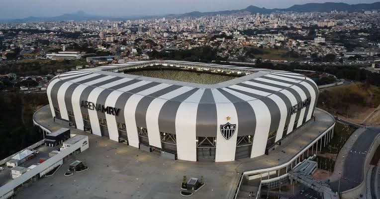 DonaLuciaHexa's tweet photo. A gente critica muito as regras dos estaduais, mas a do Campeonato Mineiro 2024 supera qualquer uma 

Alguém sabe pq o Cruzeiro fará a duas finais jogando em casa? https://t.co/XaiEpxMzxO