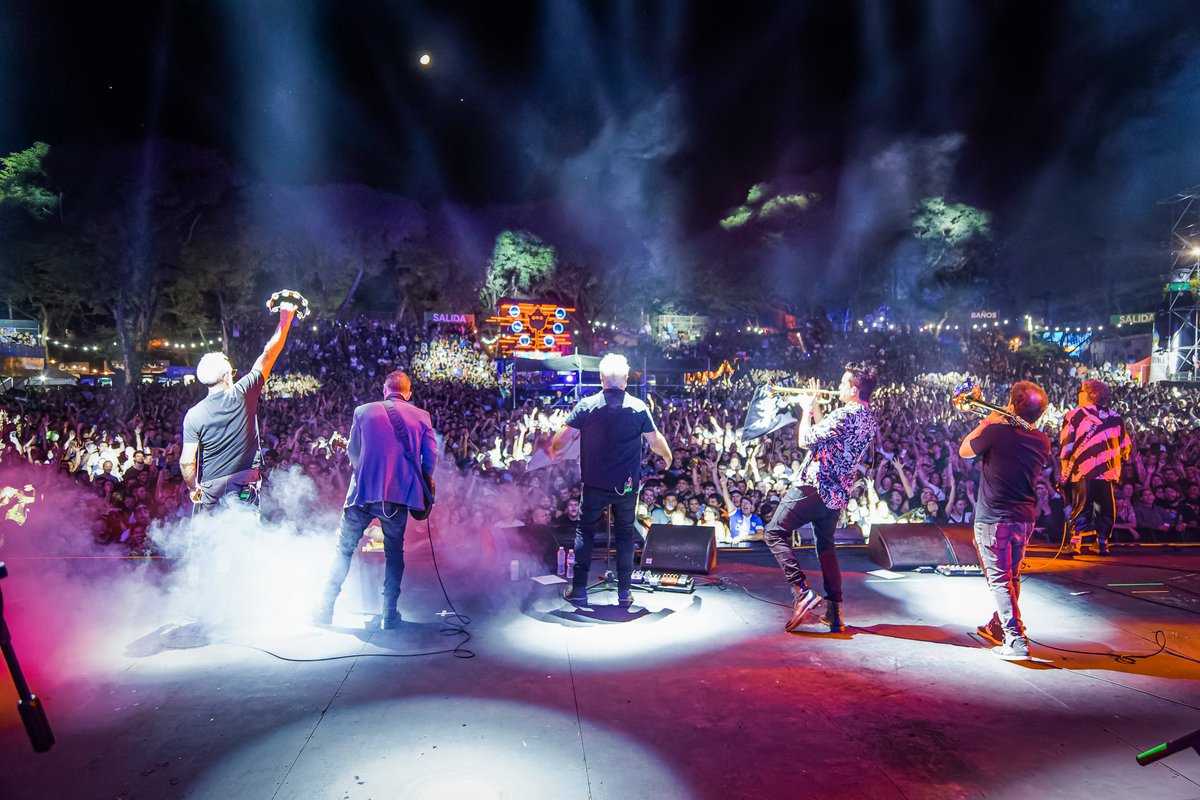 <a href="/RockEnBaradero/">Rock En Baradero</a> fue una fiesta especial de música y amigos ✨ ¡Gracias por la magia!
.
📸 <a href="/LuligkPh/">luligk.ph</a>