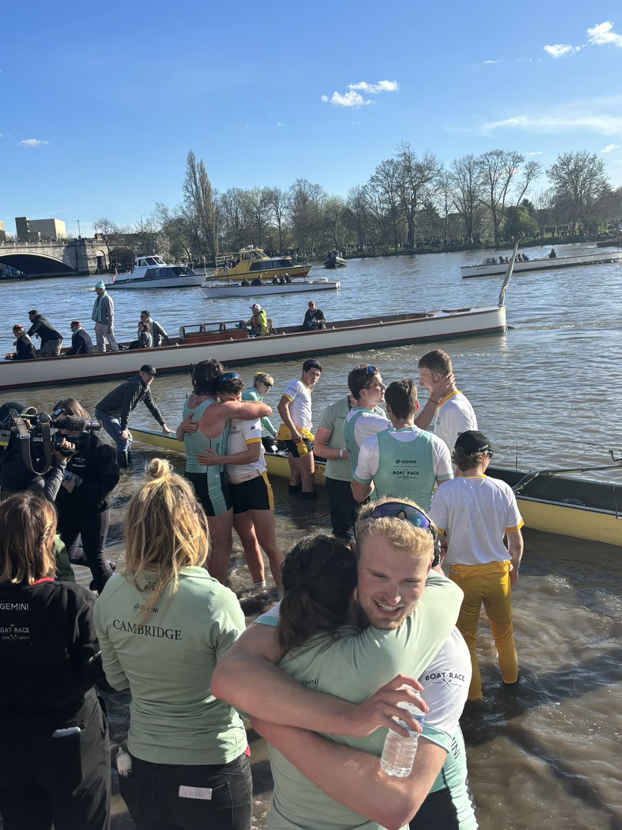 Amazing celebrations as Cambridge win the Men’s Boat Race #BoatRace
