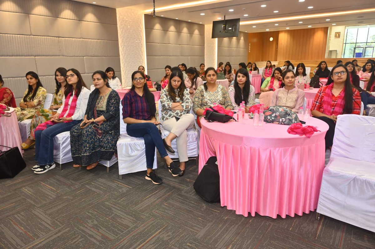 ।। यत्र नार्यस्तु पूज्यन्ते रमन्ते तत्र देवता ।।

Women's Day Celebration for Women Excellence in profession by ICAI.

With Chief Guest Mrs. Rolee Agrawal, Principal Commissioner Income Tax and other ICAI dignitaries

 #ICAI #CA #WomenExcellence #Jaipur