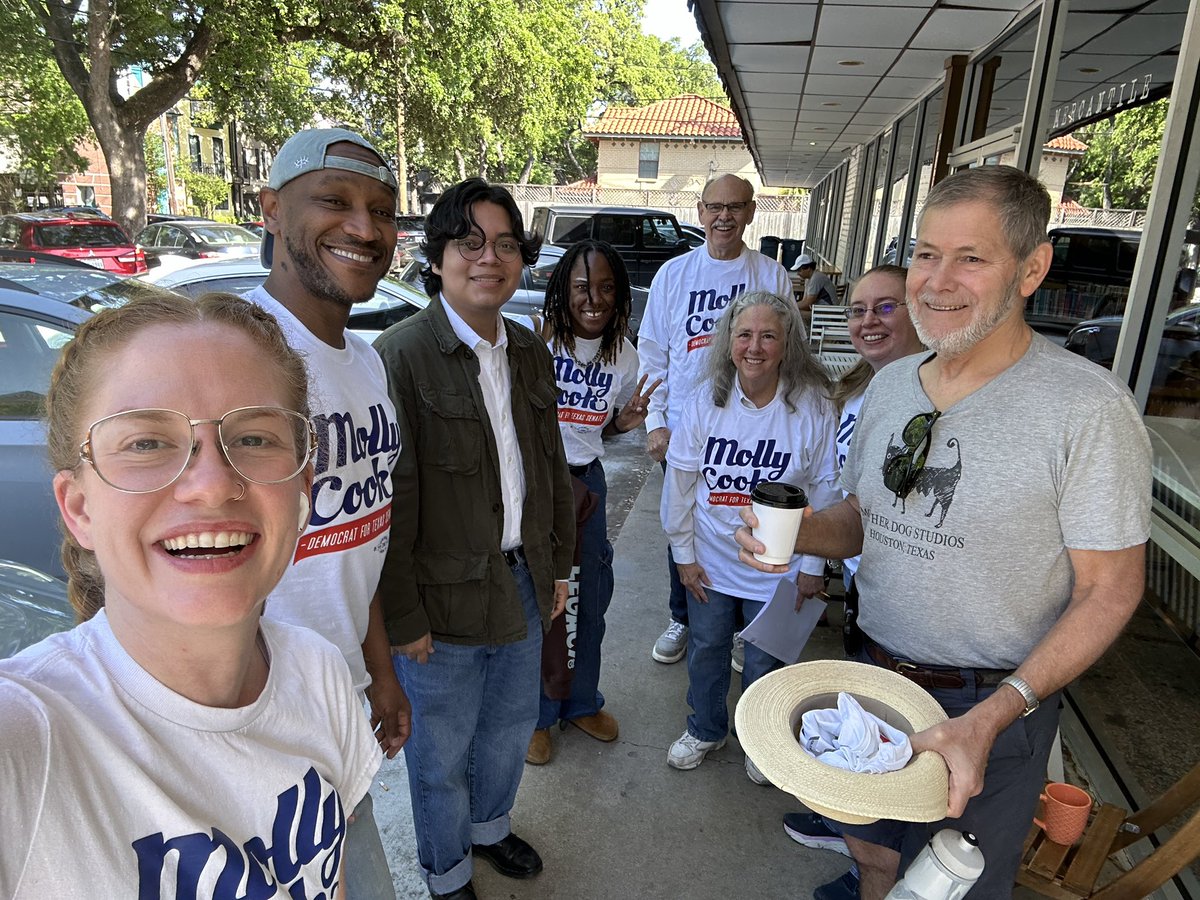 What a PERFECT group of volunteers on a PERFECT day 🥹♥️ It is a delight to let voters know about these upcoming races (Special May 4th and Runoff May 28th!) and give them the opportunity to vote for a great candidate! Sign up at link in bio or go to MollyforTexas.com!