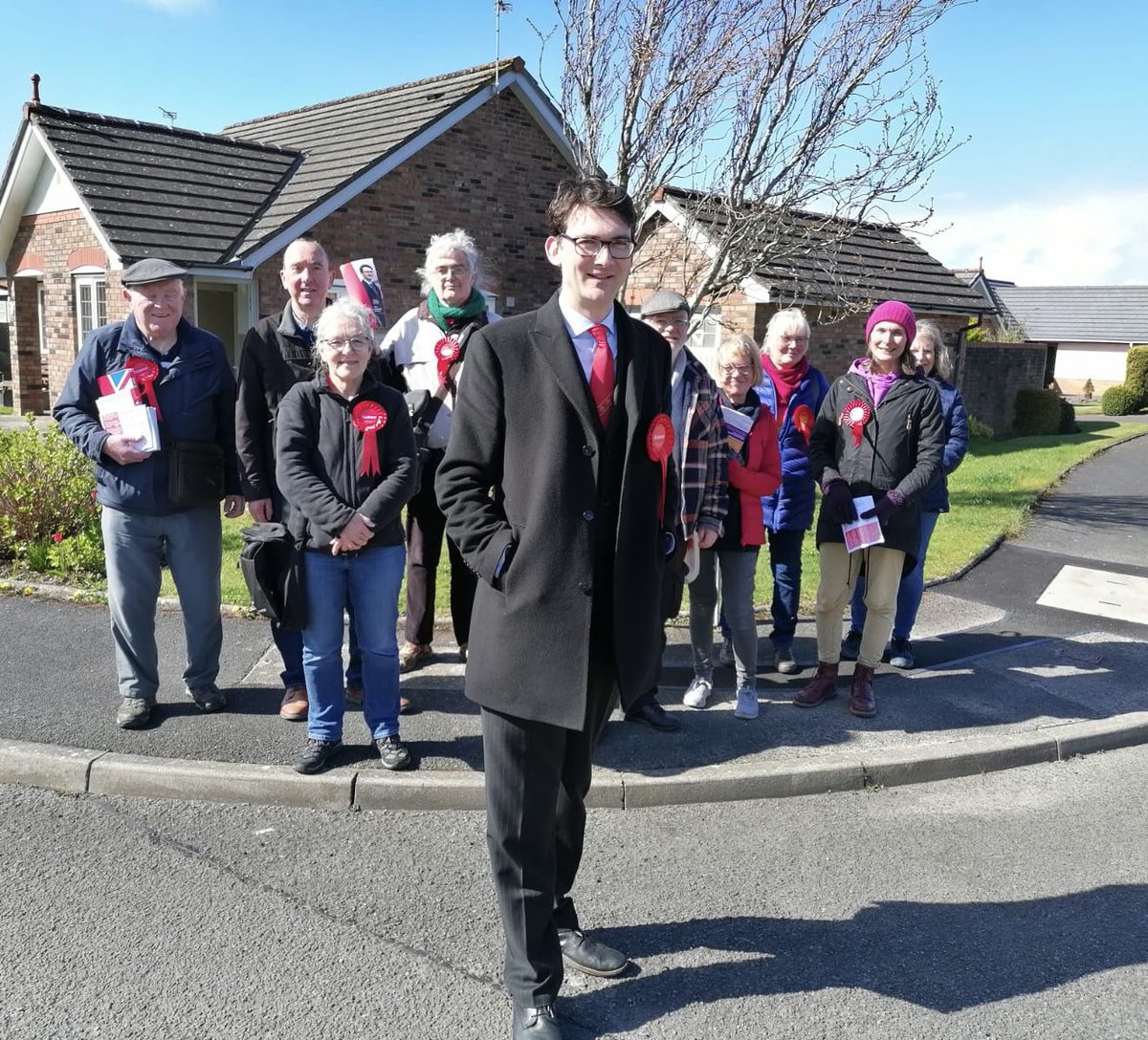 Campaigning in sunny Maryport today. The state of the NHS the top issue for local residents #LabourParty #labourdoorstep