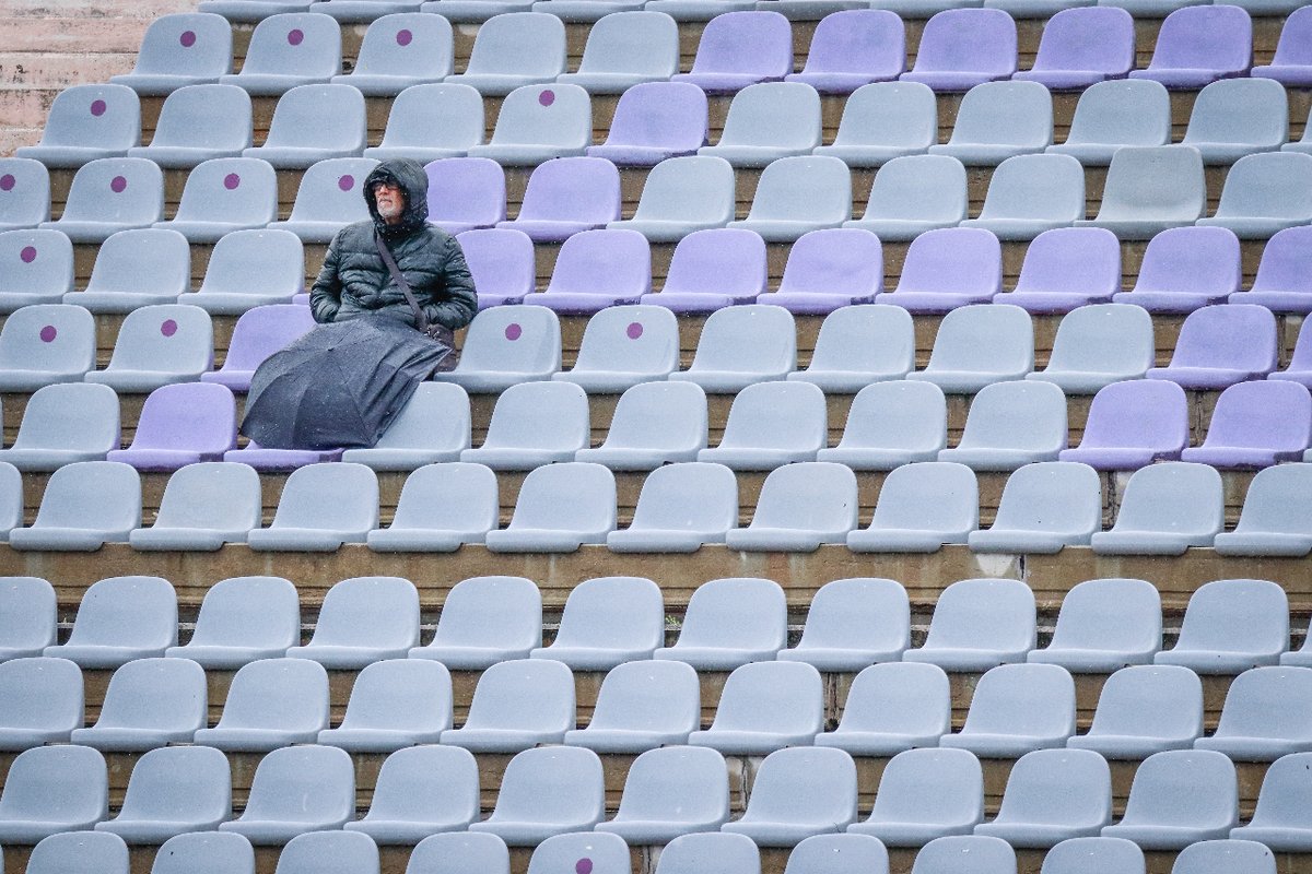 ¡¡ 𝐒𝐄 𝐁𝐔𝐒𝐂𝐀 al héroe de la tarde ¡¡ 🕵🏻‍♂️ Solo ante la tempestad ☔️🌧️👏🏻 #rj2324