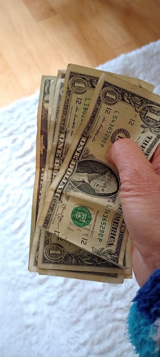 Lovrofnature's tweet image. Which form of payment is less likely to be controlled, tracked &amp;amp; monitored?
#DigitalCurrency #FacialRecognition #PalmRecognition #MONEY 
#Amazon @amazon