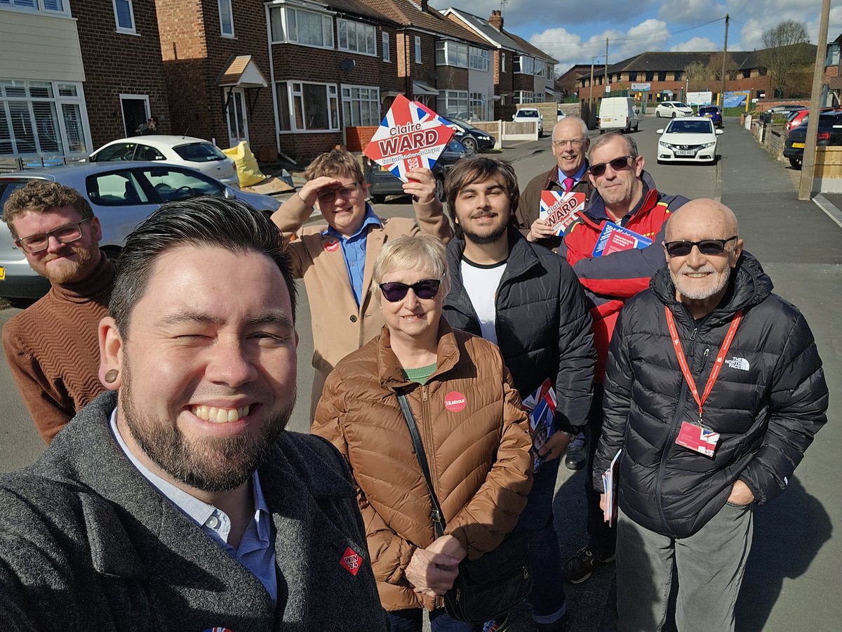 Great day with the team in Sandiacre, listening and chatting in some beautiful spring sunshine!

A responding 'time for change' echoed all around York Avenue.