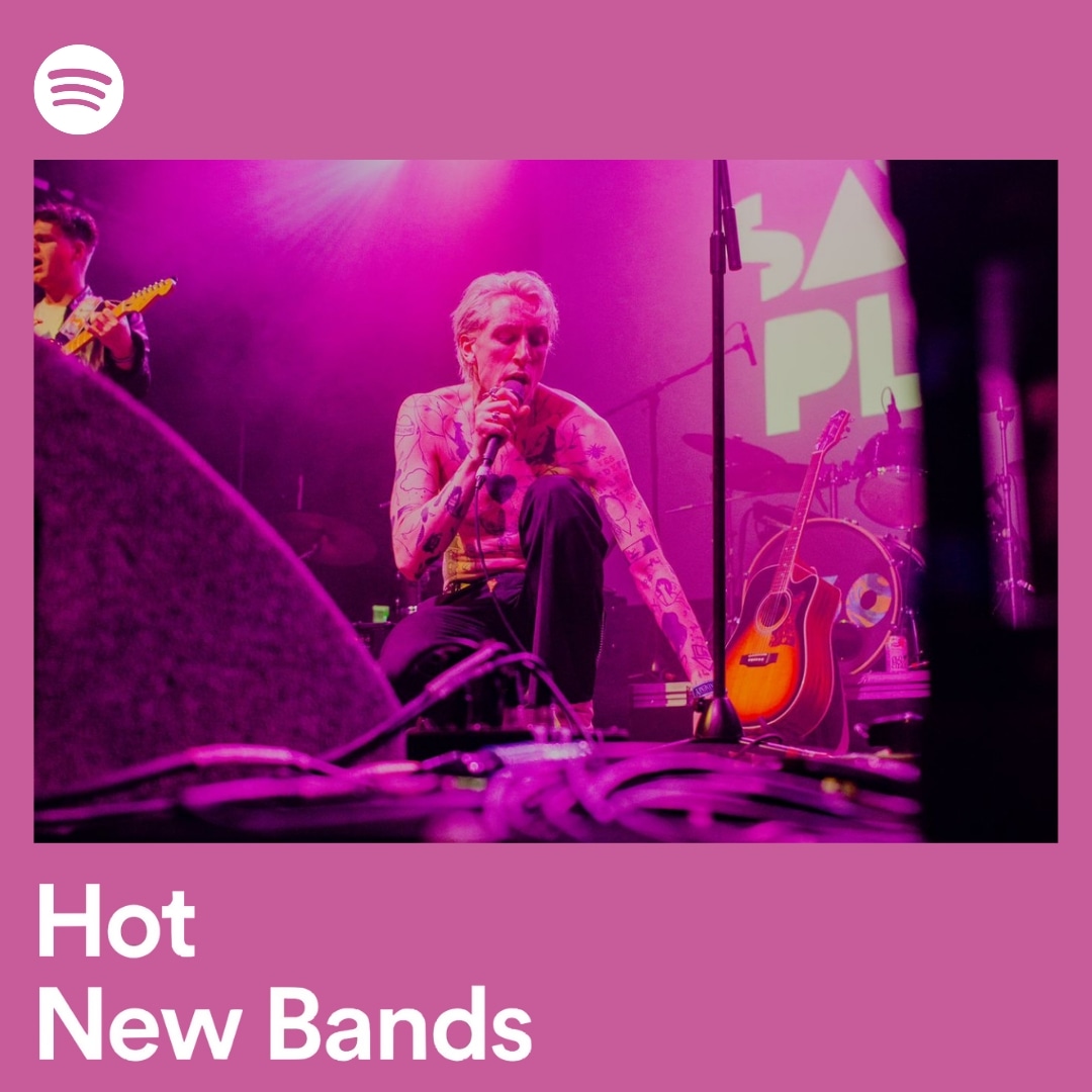 HAPPY BANK HOL 🌻 Make sure you have the 'Hot New Bands' playlist on @SpotifyUK soundtracking your weekend! Can't believe we've landed on this one, big love @spotifyartists 💚 Listen: open.spotify.com/playlist/37i9d…