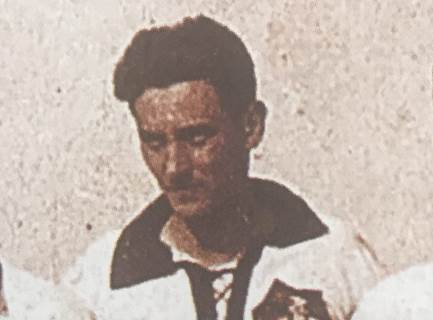 On this Int'l Day of Sport for Development & Peace we remember Josef Klotz, a Polish footballer of Jewish descent. In 1922 he scored Poland’s first ever international goal. In 1941 he died in the Warsaw ghetto. Learn more: holocausteducation.org.uk/jewish-life-wa… RT @afPE_PE @IAnsonC #IDSDP