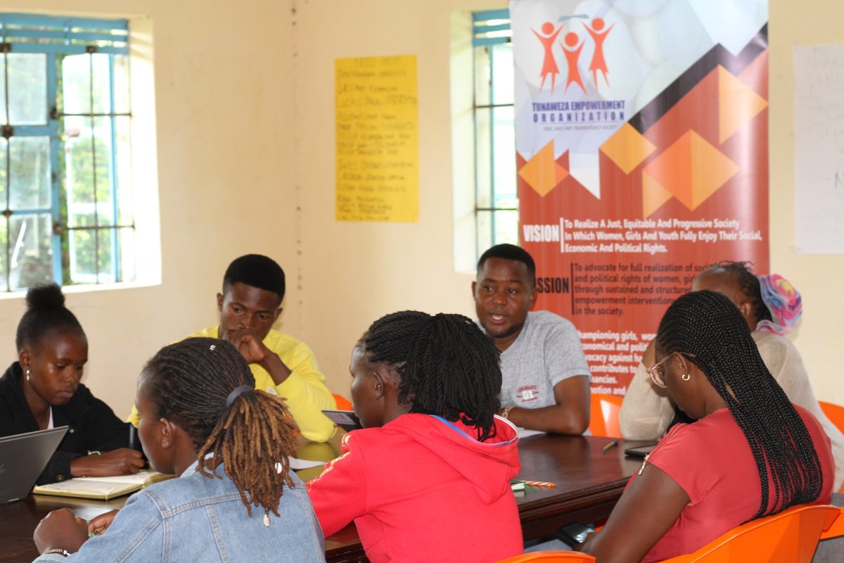 Our second grantee for the CHOICE @powertoyouth21 seedgrant 2024 initiative is @TunawezaEmpower based in Migori, Kenya! 🌿 A YLO working on womens rights & youth development & advocacy, they “catalyze the power” of girls & young women to create the future they imagine!