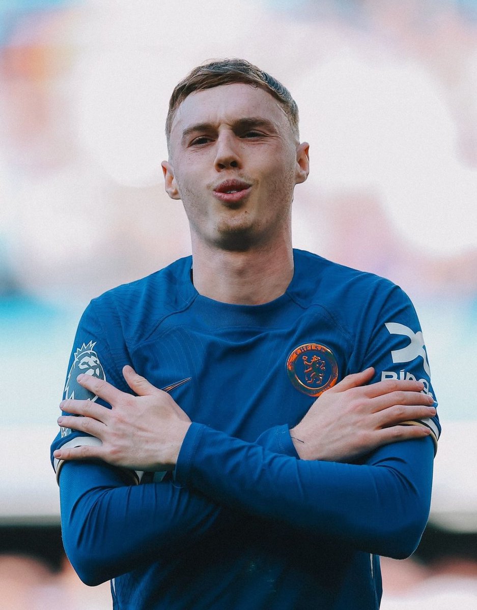 Lukayomi's tweet image. Struggling against 10 men burnley even while they are without their coach on the pitch. 
Shameless Cole Palmer
Shameless fan base 

Antony leverkusen #RIPDanielBalaji chroma Mohammed kudus Chong Wizkid Manchester United Sergio Ramos  Napoli isak Asake xabi Alonso