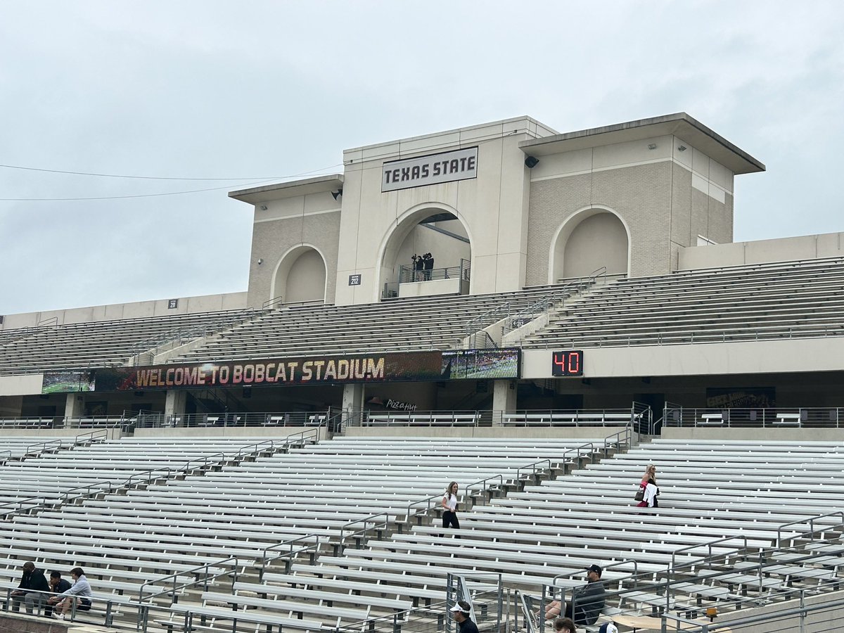 Very good visit, @TXSTATEFOOTBALL spring scrimmage.. thank you @CoachNealy for invite. Really enjoyed myself…. @Shaun_Rut @SHSCoachForeman @ShoeWolfPack @CoachWhite_84 @BamPerformance @streetziam @_CoachGregg @CoachCuddy