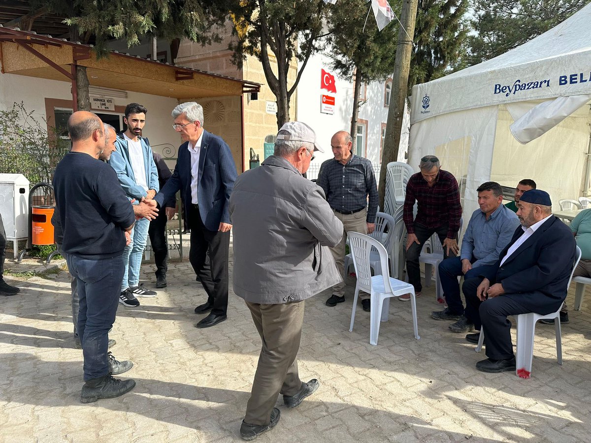 tuncerkaplan's tweet photo. Harmancık Mahallemizden merhum Mustafa Dalbay'ın kızı, merhum Ünal ve Kemal Dalbay'ın vefat eden kardeşine Allah’tan rahmet, ailesi ve yakınlarına baş sağlığı ve sabır diliyorum. Mekanı cennet olsun. https://t.co/A5PPK7MGgd