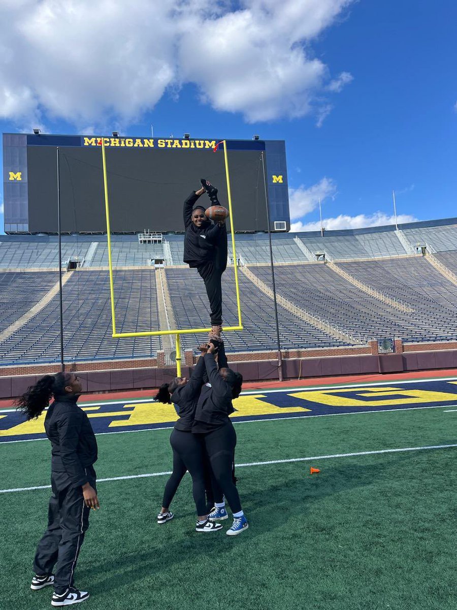 GoFmuLions's tweet photo. FMU Lions Cheer Squad enjoyed their time at THE BIG HOUSE, University of Michigan, this week. The Lions are currently competing in Day 2 of the National Championship Competition! #fmucheer🦁💙🧡#roar#goblue https://t.co/ZBVaT3ssEl