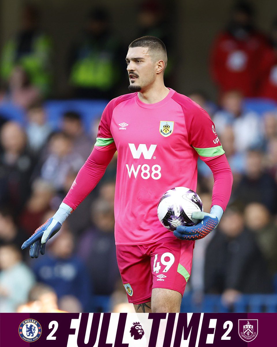 BurnleyOfficial's tweet image. It’s all over in London!

The 10 men Clarets return home with a well deserved point 💪