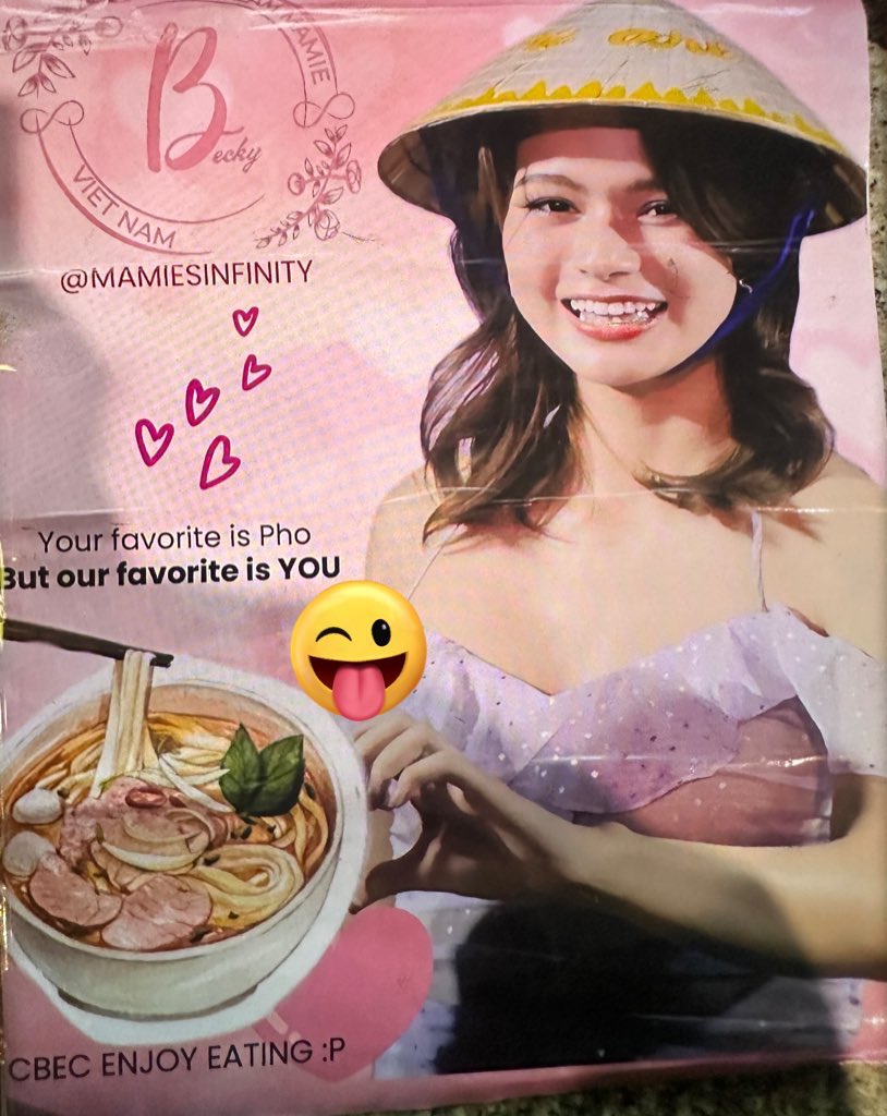 Phi_August's tweet photo. #beckysangels
Not only giving Becbec a warm welcome but i also wanna send bb a warm goodbye🫶💕 ~ Idk if you saw the banner that i helped Mami Infinity to design or not, but if you did, i hope you could come back to Vietnam for your fave - Pho, so that’s we would able to meet our favorite - You🥰🥰

Btw i was so happy to see Becbec today in my country. You don’t know how long i have waited for this day 🥹
You did very well at FM in VN na ka 💯 ~ I did fall in love with Pantone and really can’t wait for the song to be released🩷

You might be back home now so Goodnight kiddo😘 ~ See you again soon☺️