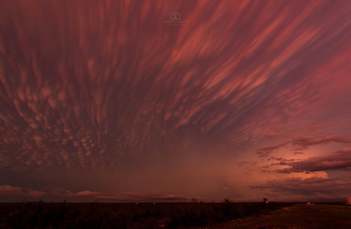 The same sunset three different times #weather #mammatus #sunset @StormHour @NatGeo @NikonUSA