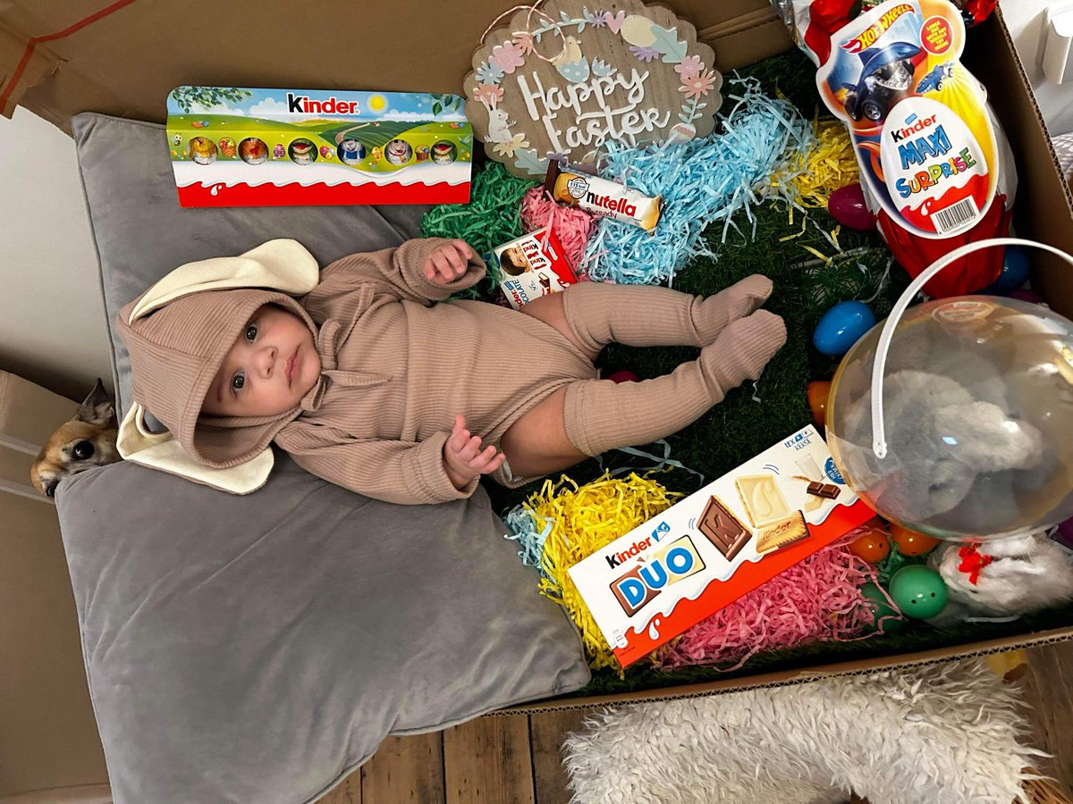 Dearest @TwitterMoments Here is our new #easterbunny the new #kinder kid on the block .#FYP anyone tht knws Nik he was the first child with a difference on the #kindereggs @kinderus #kinderuk #bueno all the love sending to you all .) team @wossy @Sheridansmith1 @EamonnHolmes x