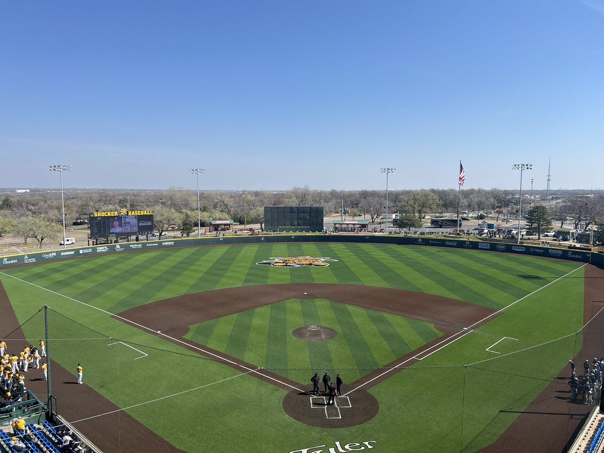 You know what you can’t see?!? The wind. The wind. Let’s get this one what do ya say?!? 🆚 Wichita State 🏟️ Eck Stadium 📱 💻 bit.ly/OwlsVarsityNet… 📻 RiceOwls.co/WSU-BSB-Listen 📺 + 📻 ESPN+ (syncmygame.com)