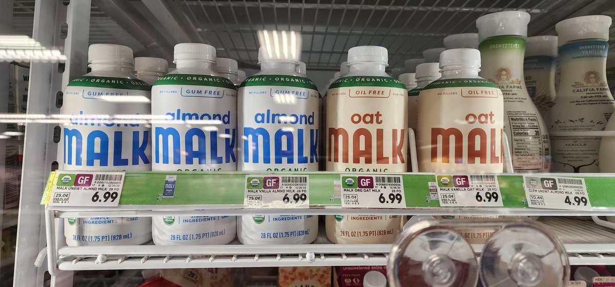 Cnote0717's tweet photo. @RayNarvaezJr Give him the malk, Josh! https://t.co/f9gThzMYVV