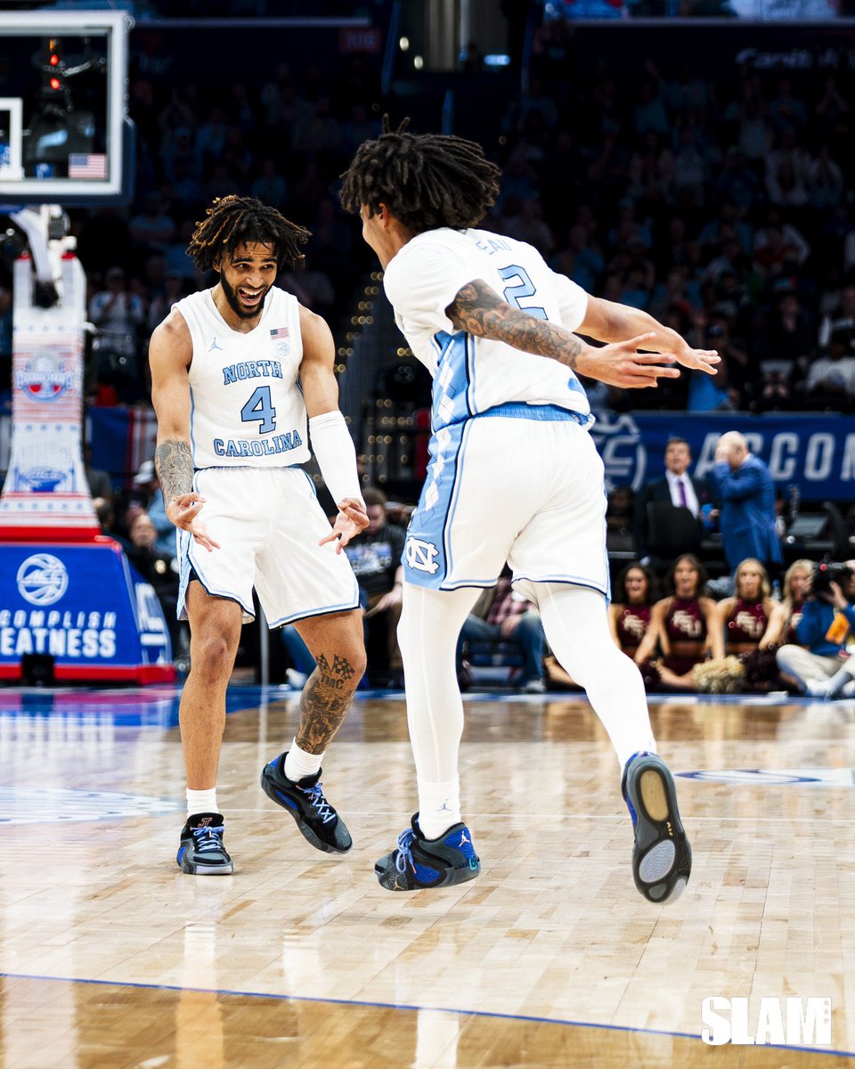Rhymetime05's tweet photo. I’m going to be a mess if these two aren’t in the backcourt together next season. https://t.co/gJpoupBhdi