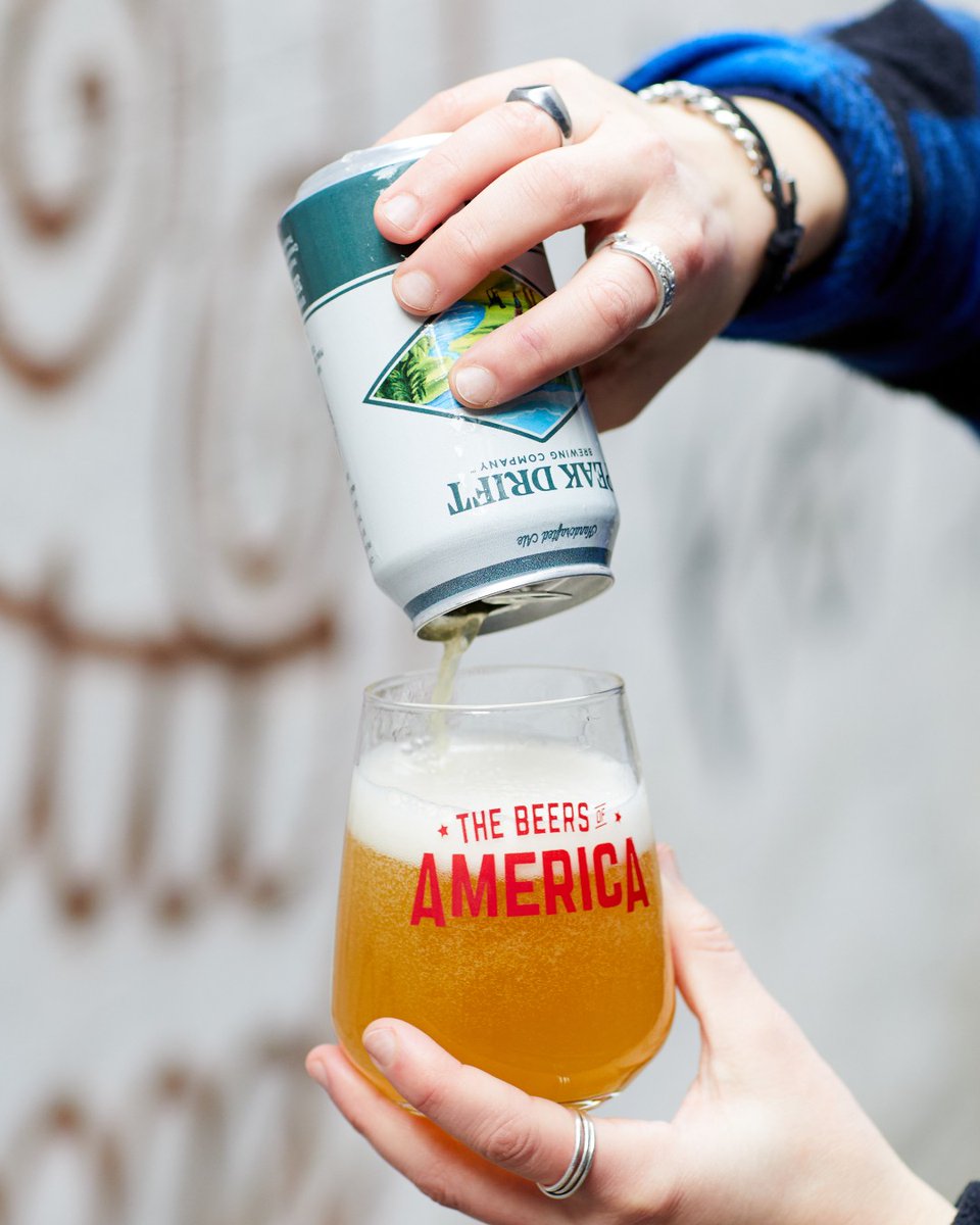 This IPA is a total taste SENSATION.

Experience juicy bursts of citrus and exotic fruits that'll make your taste buds do the hula🍍🍊 

Our #MarchMadness sale is nearly over - order yours today! 

NEIPA | <a href="/PeakDriftBrew/">Peak Drift Brewing Co.</a> 

#beersofamerica #americanbeer #beerlovers #craftbeer