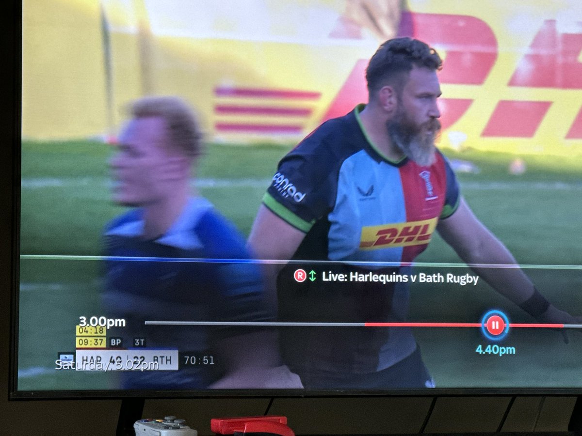 hendohimself's tweet photo. @RugbyInsideLine He was back on at 70:52. He was off for either 6 or 7 minutes based on the match clock or the yellow card timer. https://t.co/zqZJ6qvNuB