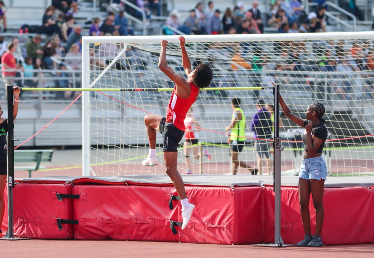 Renee Smith tweet media