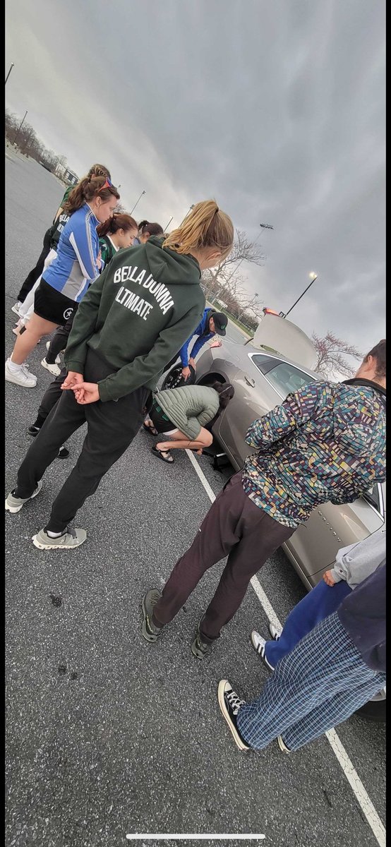 Bella Donna tweet media