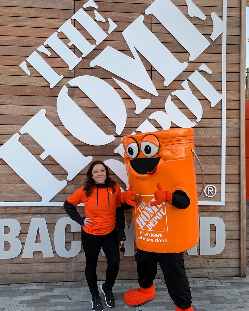 We’re BACK in the Home Depot Backyard! 

#TeamAssist #BrandAmbassadors #PromoStaff #PromoLife #ExperientialMarketing #EventStaffing #EventManagement #EventMarketing #StaffingAgency #HomeDepotBackyardMLS #SoccerVibes #BackyardStadiumGoals