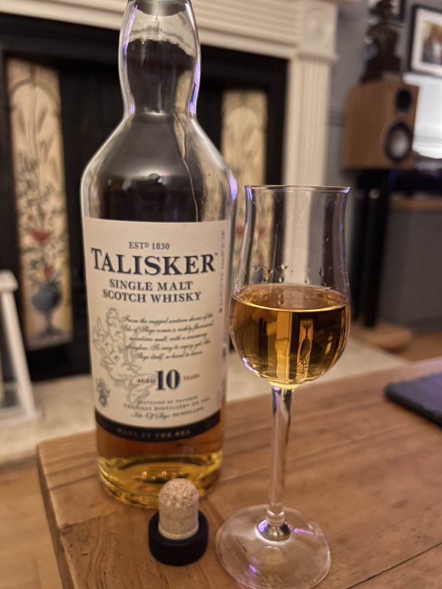 Saturday Sláinte All 🥃
#EasterWeekend #SaturdayNightSip