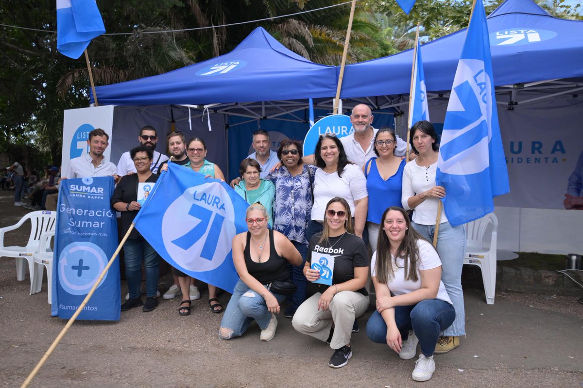 gloriasaravista's tweet photo. Hoy última jornada de militancia lista 71 en la Expo Prado 2024 acompañando a nuestros queridos compañeros Carolina Murphy , Gustavo Sanchez y dirigentes.
#lista71 #herrerismo #sumaruy #PartidoNacional #LauraRaffo https://t.co/1BkesMFoCh