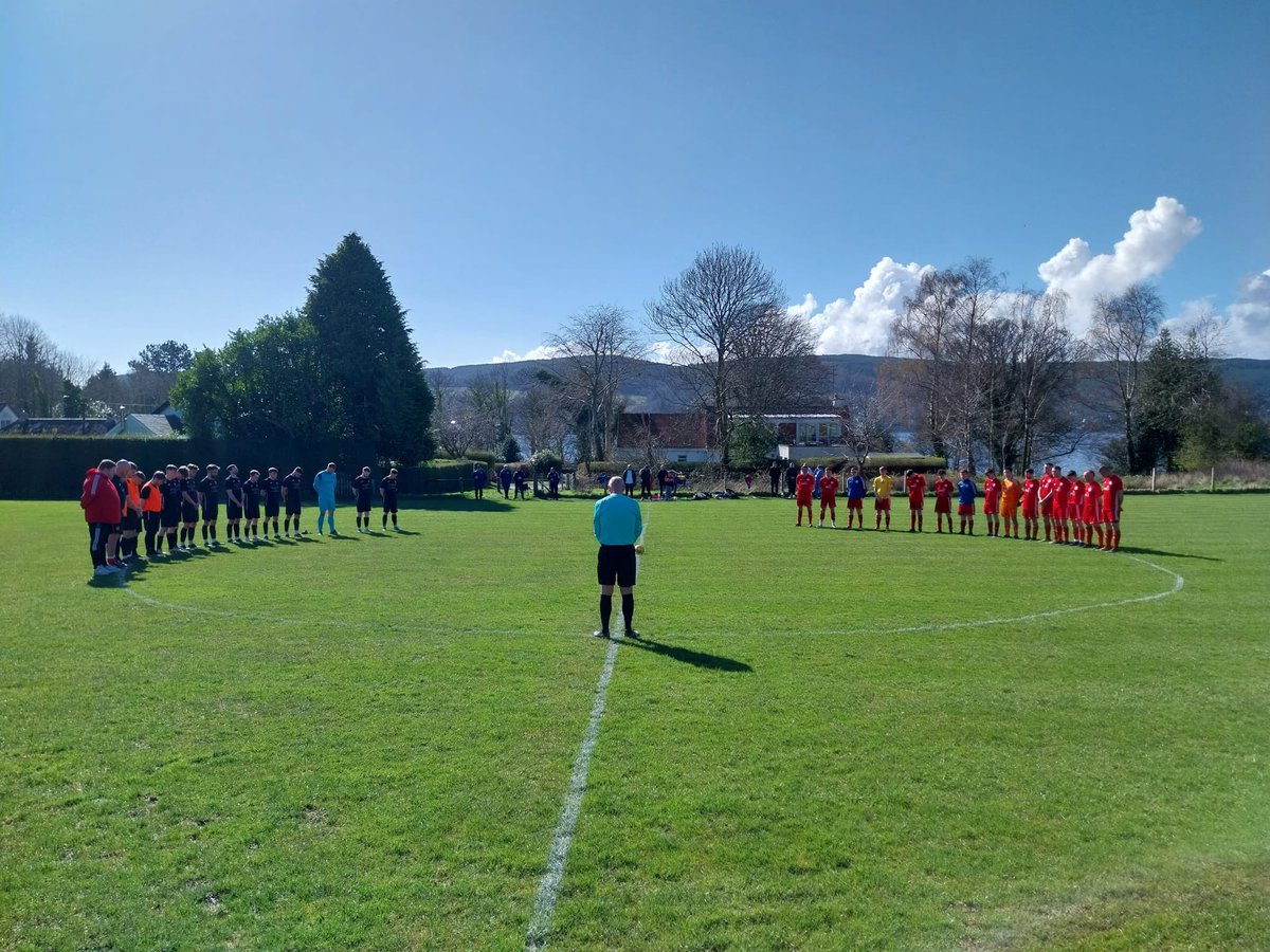 Rhu 4-1 Cambusbarron Before the game an impeccable minute’s silence was held for Nick Fish and ex Rhu Player Blair Fyfe with both families in attendance along with a massive crowd at Ardenconnnel Enjoy ur weekend and happy Easter ❤️