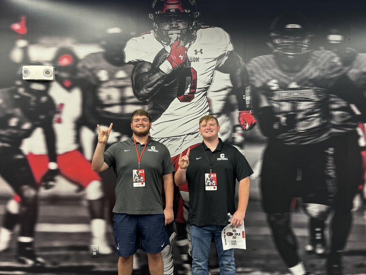 Thank you <a href="/DavidsonFB/">Davidson Football</a> for an amazing visit! Had a great time seeing the facilities and practice culture that Davidson has! <a href="/_CoachMunch/">Vince Munch</a> <a href="/porter_abell8/">Porter Abell</a> <a href="/Scott_AbellFB/">Scott Abell</a> <a href="/Coach_Ramer/">Coach Ramer</a> <a href="/chaparralpumafb/">Chaparral Puma Football</a> <a href="/CoachRexRhino/">Michael Fuller</a> <a href="/Liam_Porter2025/">Liam Porter</a> 
<a href="/BrianBrown___/">Brian Brown</a>