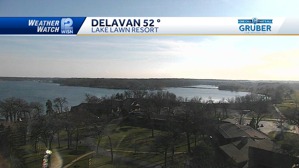 Jealous of that sunshine in Delavan. Most of us will stay stuck in the clouds this evening.