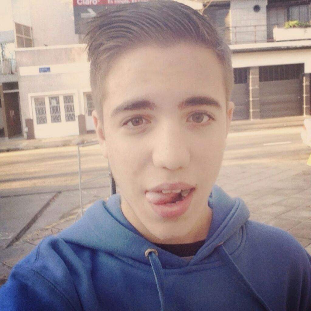 agusidfwu's tweet photo. “Nunca escuché a FranMG” 
SI LO ESCUCHASTE

- ABRO HILO https://t.co/BduohMsgir