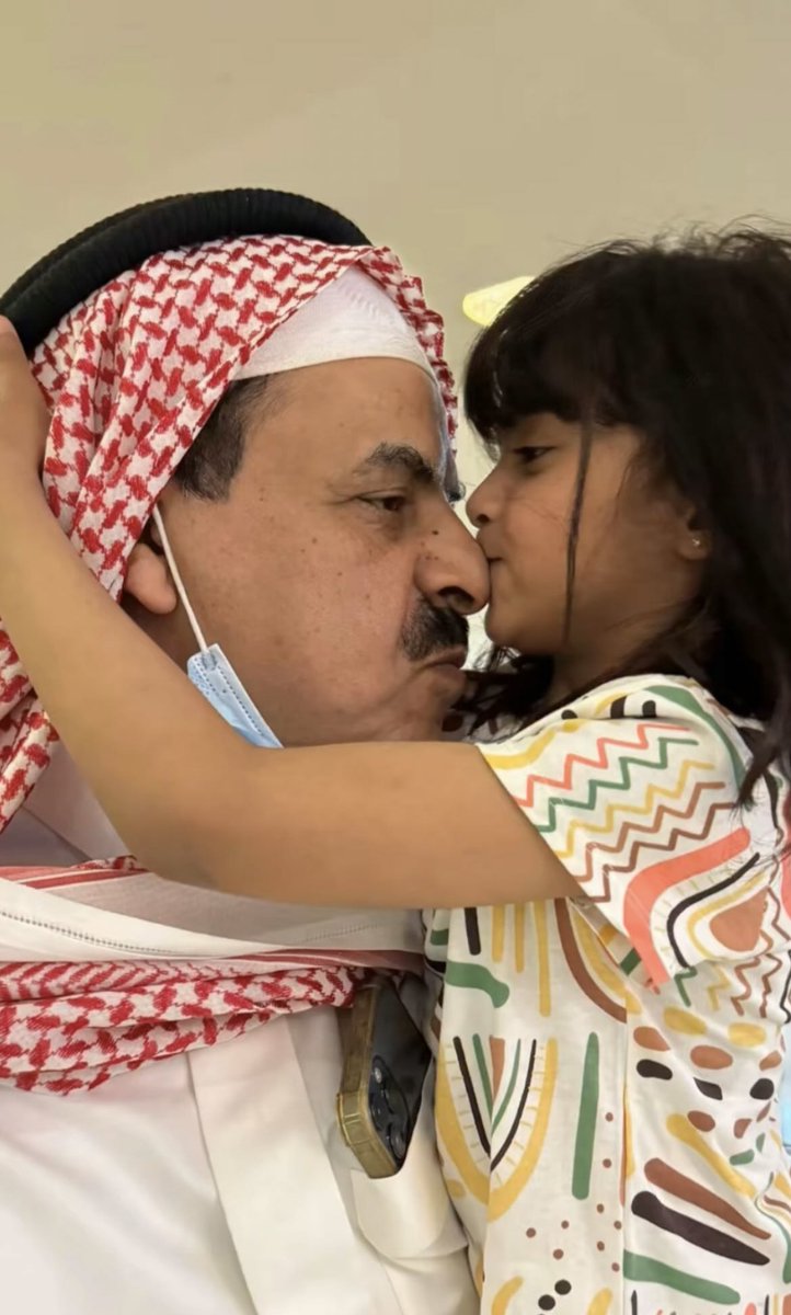 s1only_'s tweet photo. ياصغيّر 
لاتضيعني . . بنظرات البرائه
وانت ماتعرف مدى تاثير نظراتك بـ حالي ! https://t.co/qOOpbK2OCc