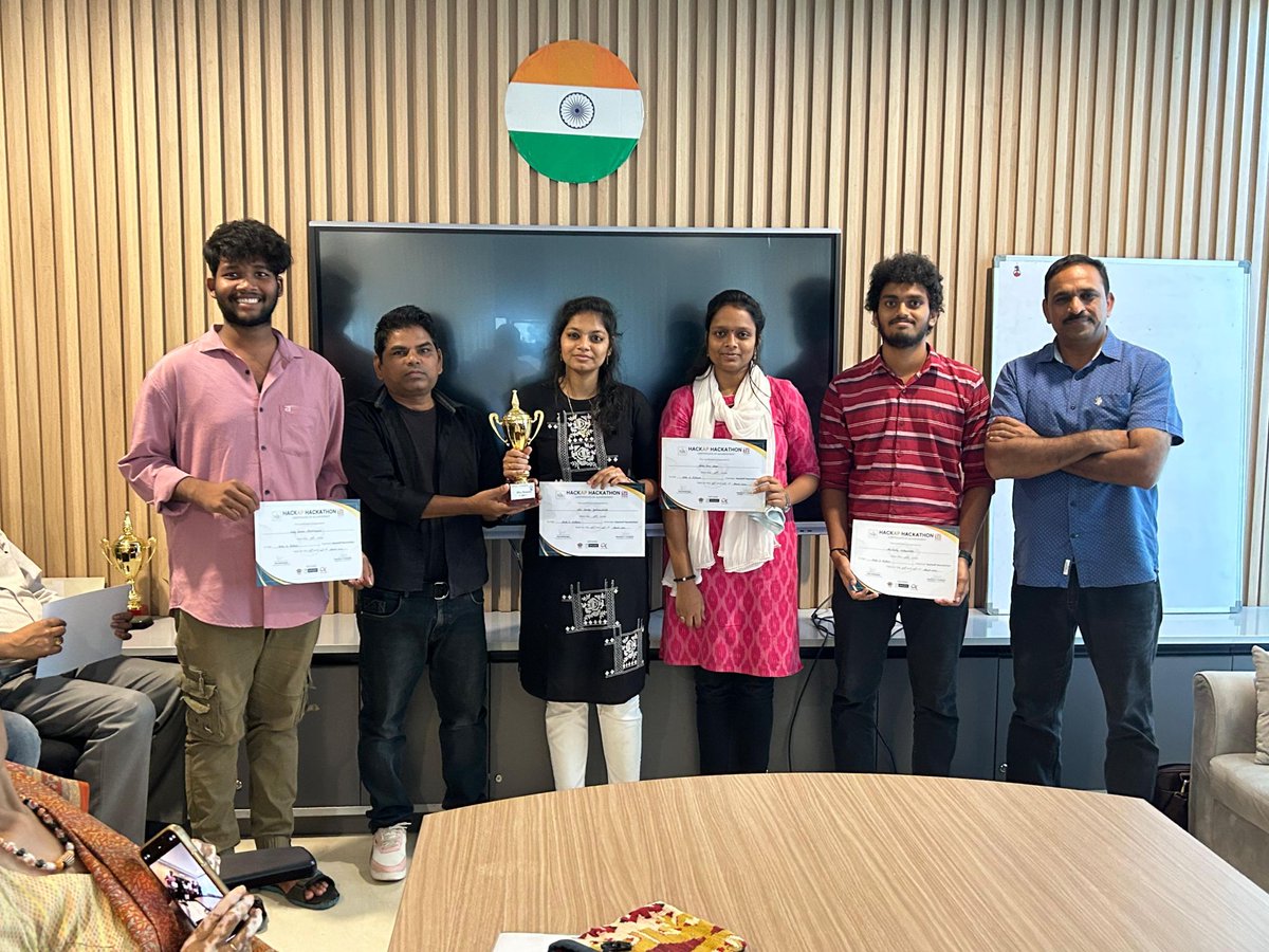 ahub1199375's tweet image. The March 23rd &amp;amp; 24th HackAP Arts &amp;amp; Culture Hackathon at Andhra University had 22 teams. Winners lauded innovation. CEO Ravi Eswarapu stressed entrepreneurship. Attendees praised the organization; AI in art inspired. Updates coming soon!
#ahub #hackap #au #vizag #innovation #tie