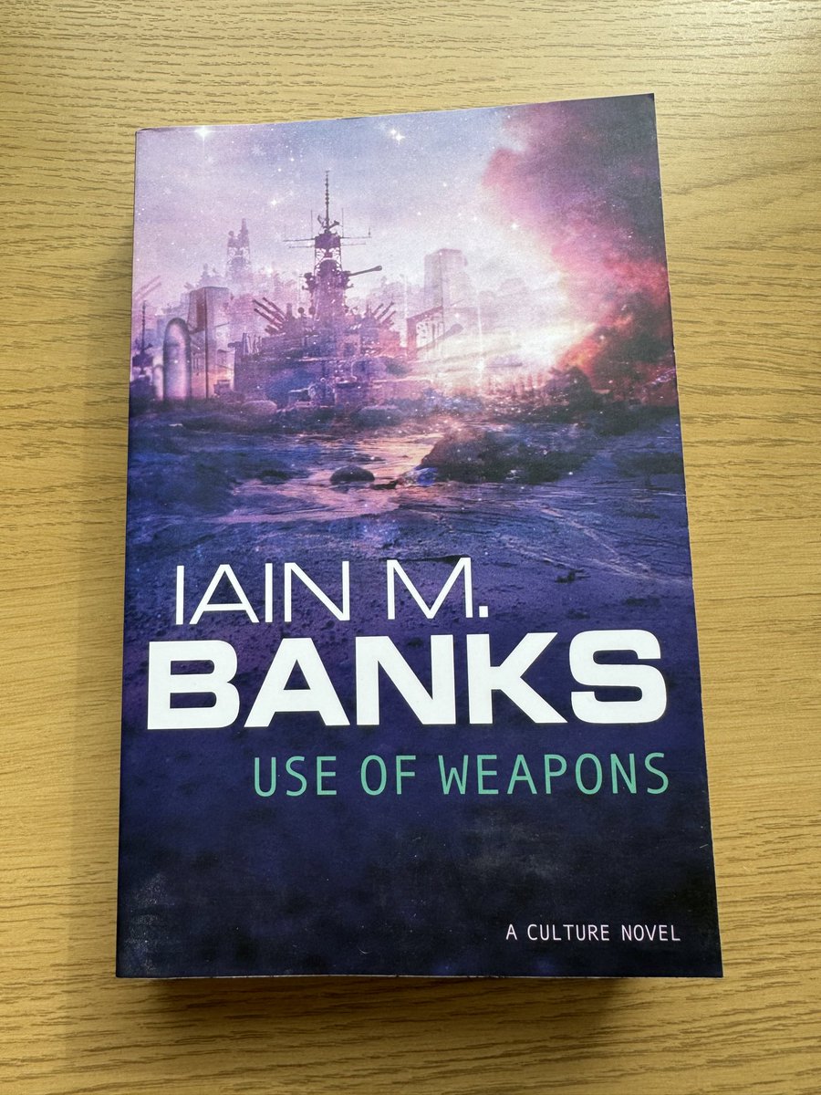 PopSciBooks's tweet photo. 50 pages in and this is great. #UseofWeapons #IainMBanks #ScienceFiction https://t.co/2Bn9x1UeNq